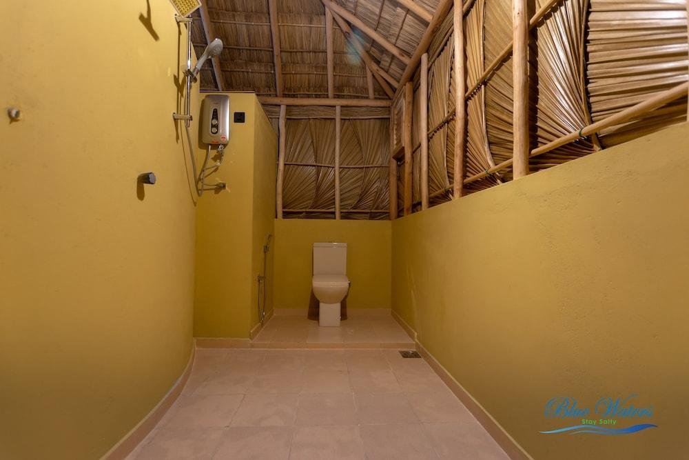 blue waters arugambay