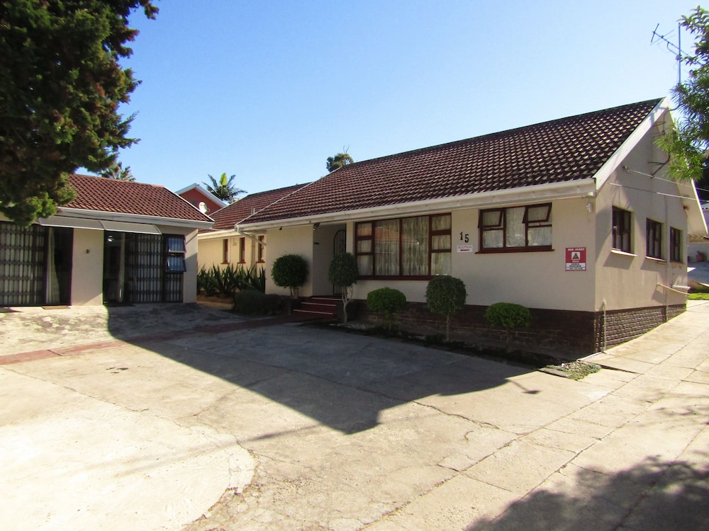 yolonwabo bed and breakfast