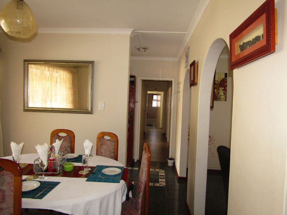 yolonwabo bed and breakfast