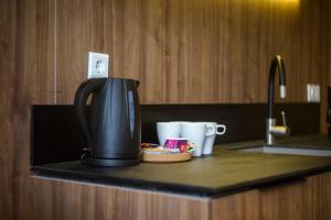 dezman luxury center