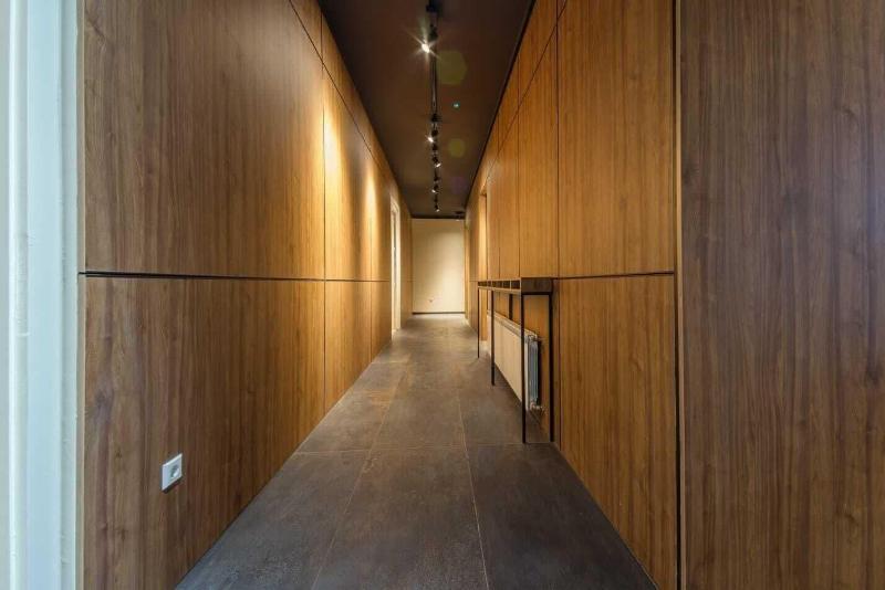 dezman luxury center