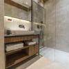 dezman luxury center