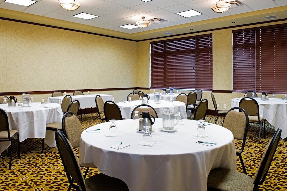 holiday inn hotel and suites west edmonton by ihg