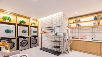 atour hotel hunan road nanjing