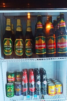 shwe wun yan motel