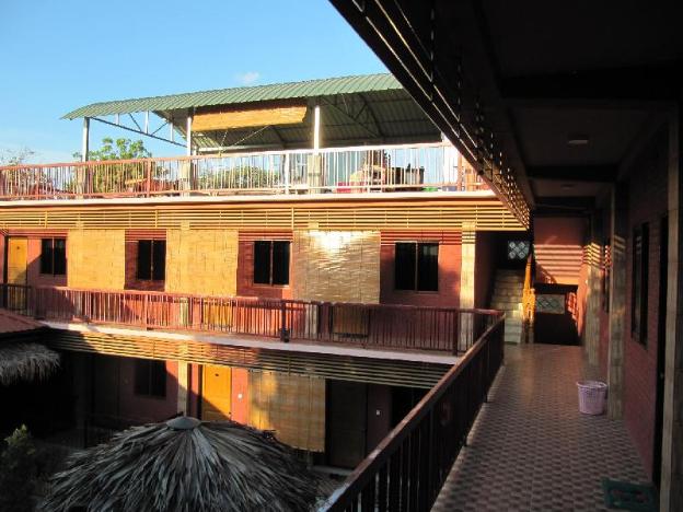shwe wun yan motel