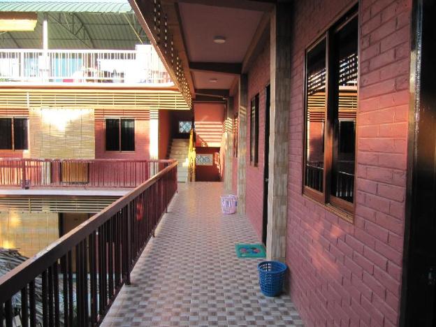 shwe wun yan motel