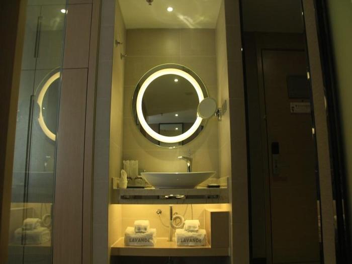 lavande hotels yinchuan railway station wanda