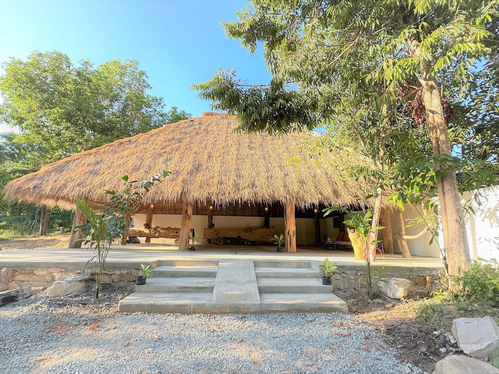 long beach resort koh rong