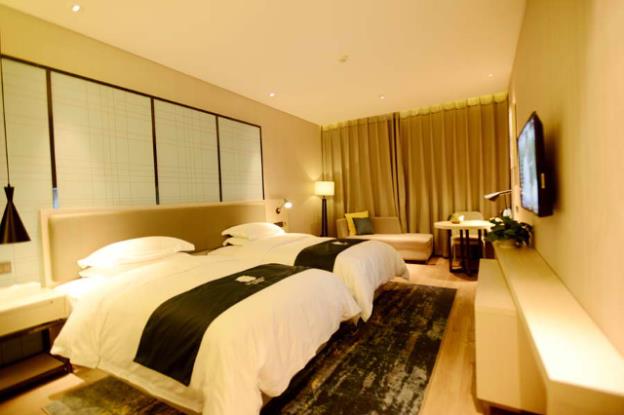 echarm hotel wuhan jianghan road walking street
