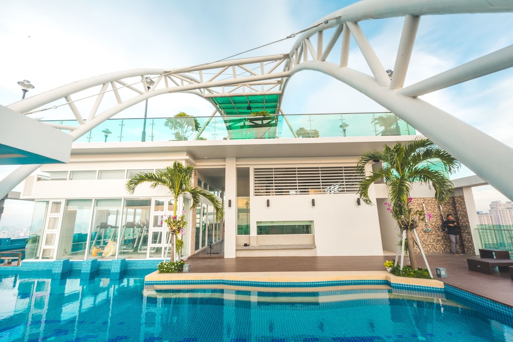 infinity 28 condominium