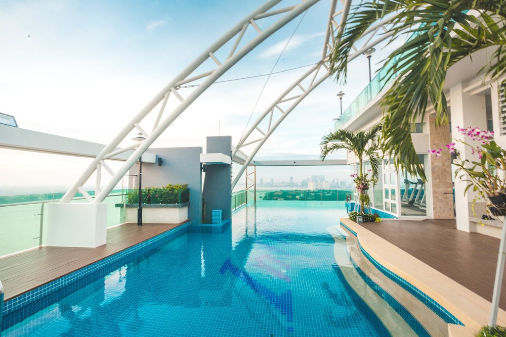 infinity 28 condominium