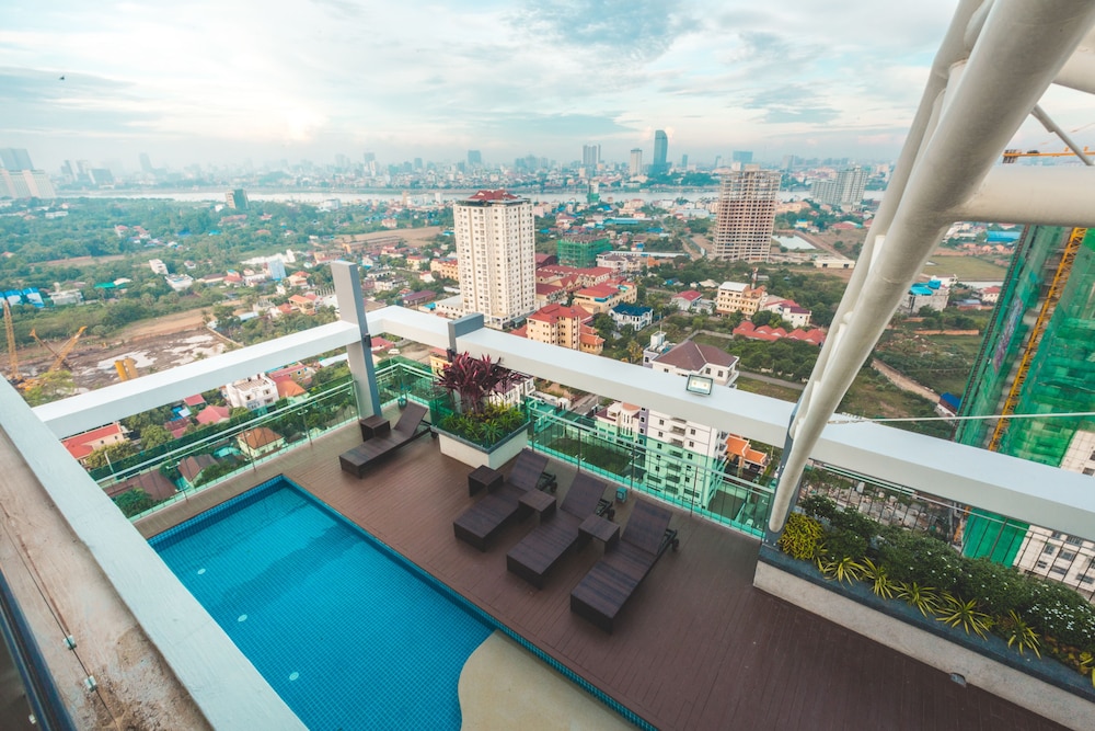 infinity 28 condominium