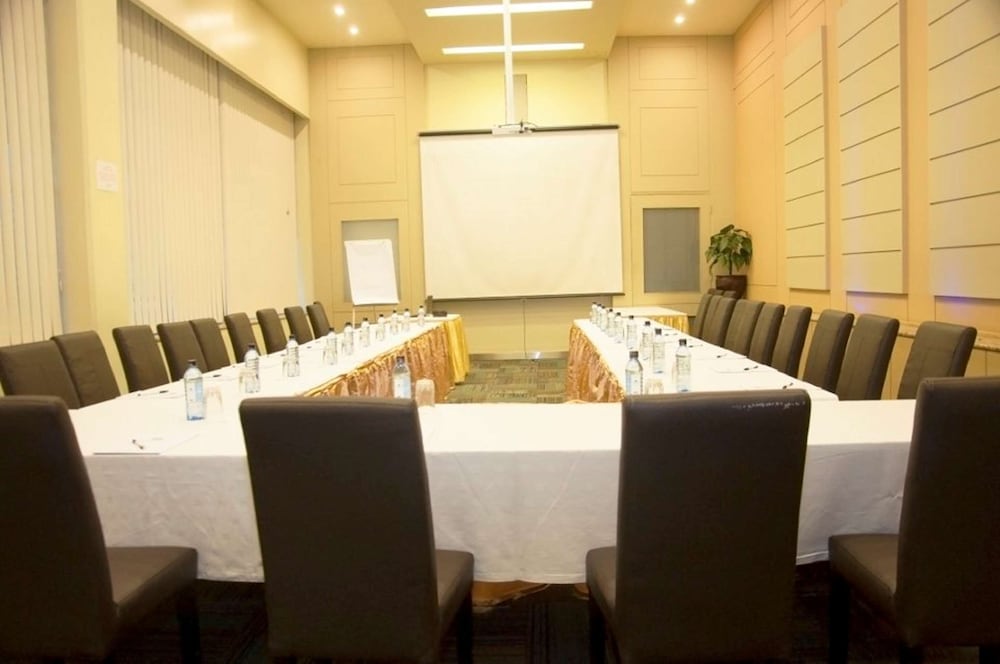 best western plus meridian hotel