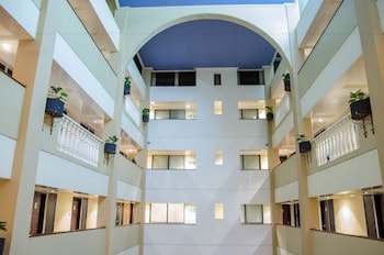 best western plus meridian hotel