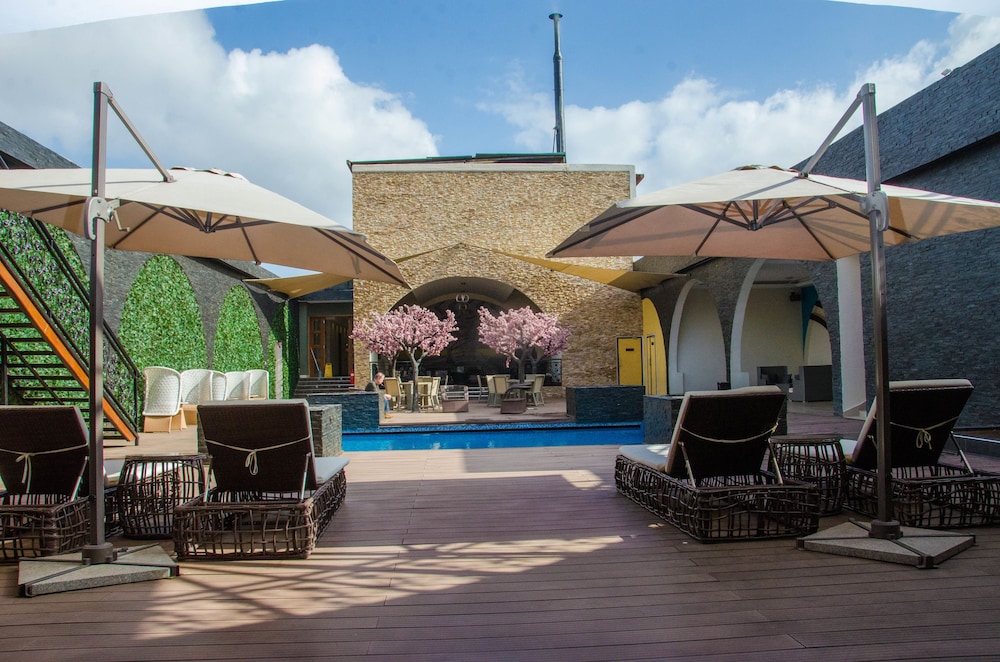 best western plus meridian hotel