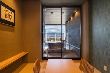 hotel clad