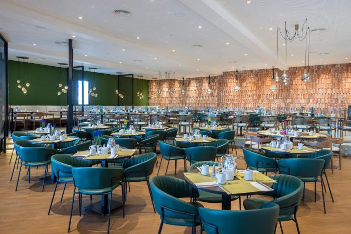 king solomon by isrotel collection