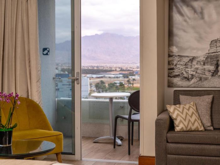 king solomon by isrotel collection