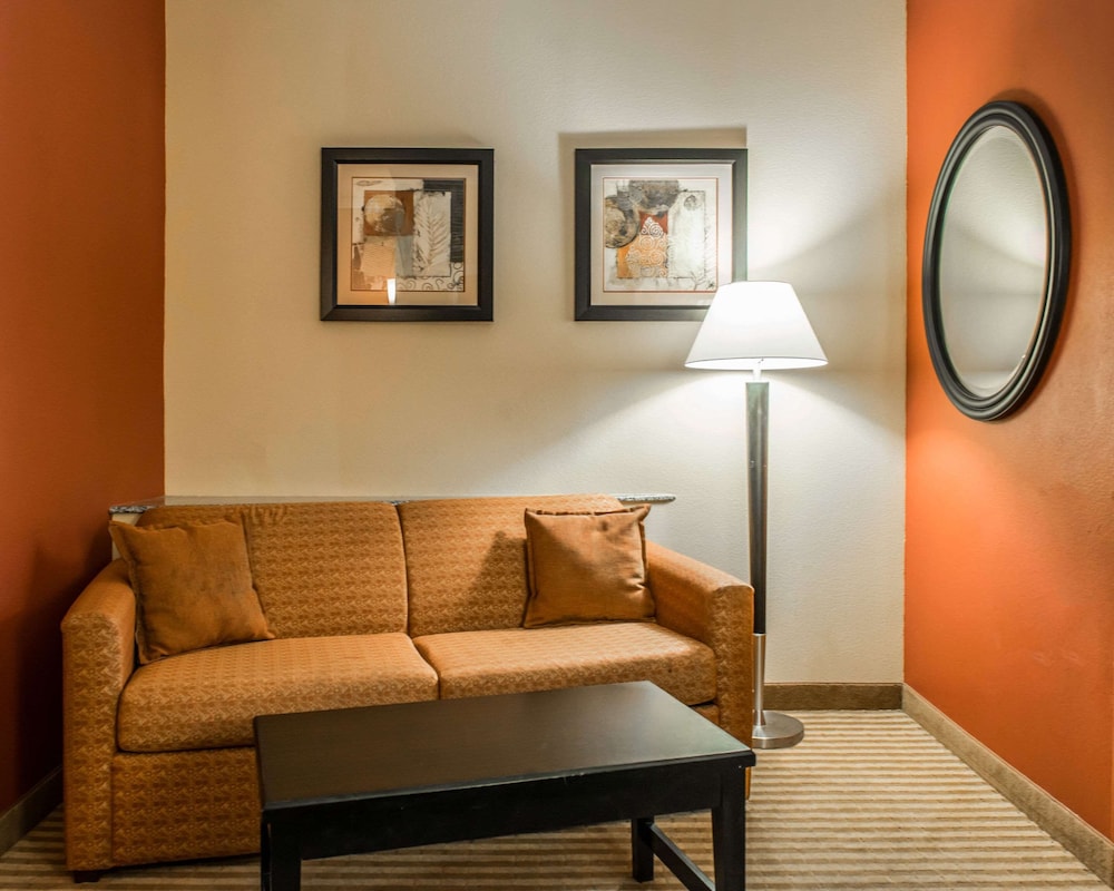comfort suites