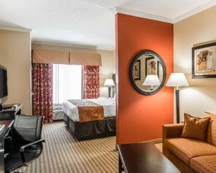 Comfort Suites,Panama City>>Callaway,3 star
