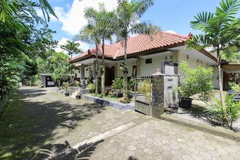 reddoorz near museum gunung merapi