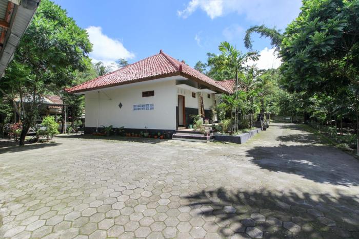 reddoorz near museum gunung merapi