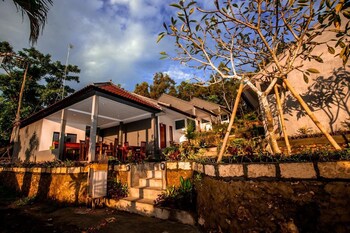 singgahan bungalow by ecommerceloka