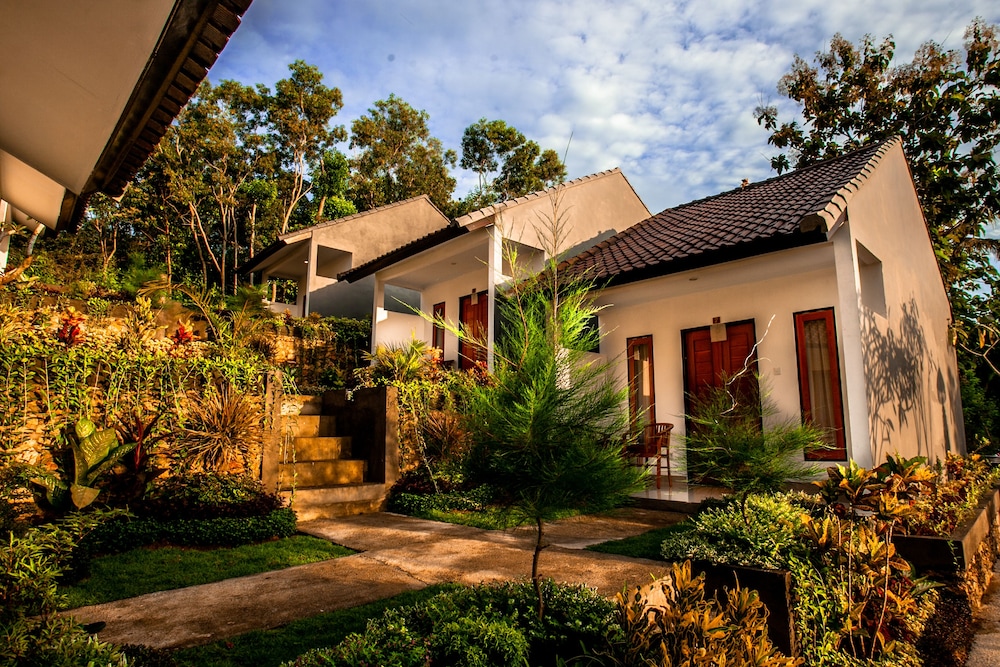 singgahan bungalow by ecommerceloka