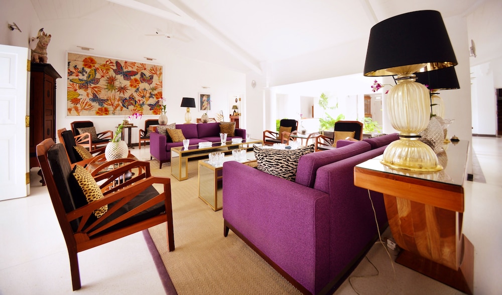 the flame tree estate and hotel