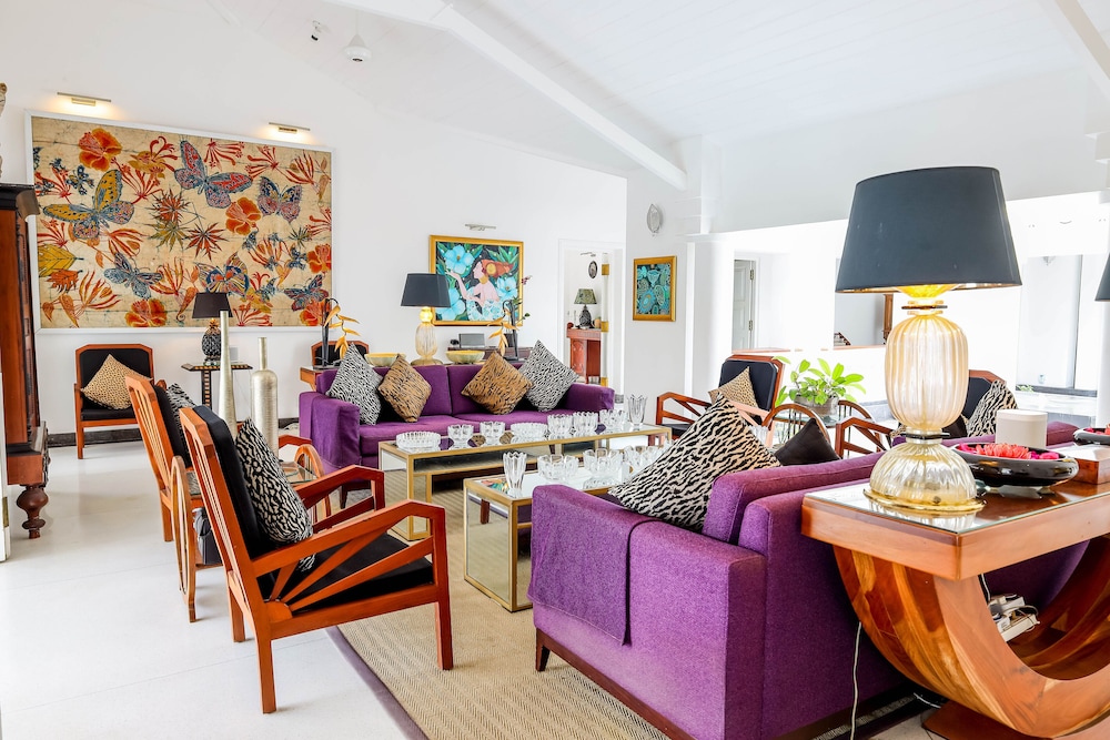 the flame tree estate and hotel