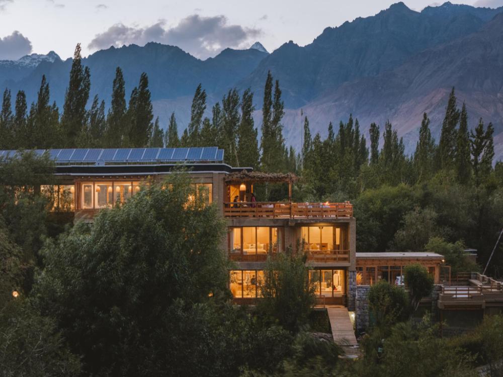 stone hedge hotel hunder