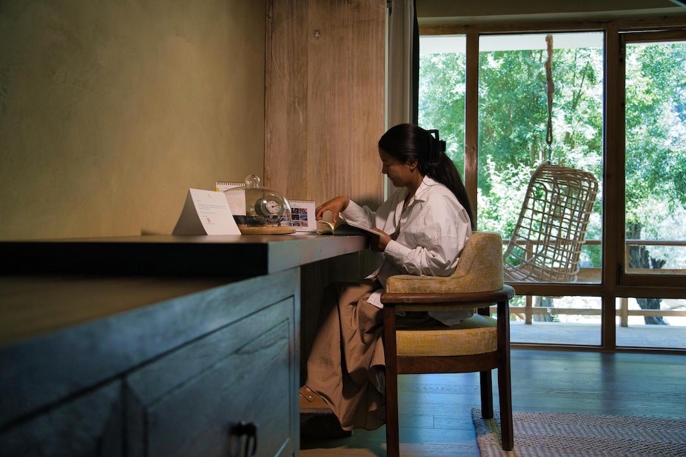 stone hedge hotel hunder