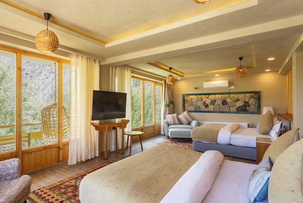 stone hedge hotel hunder