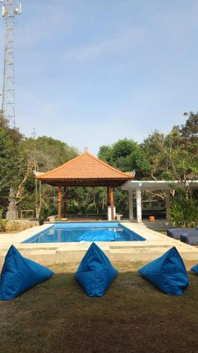 castaway island hostel