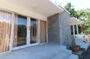 castaway island hostel