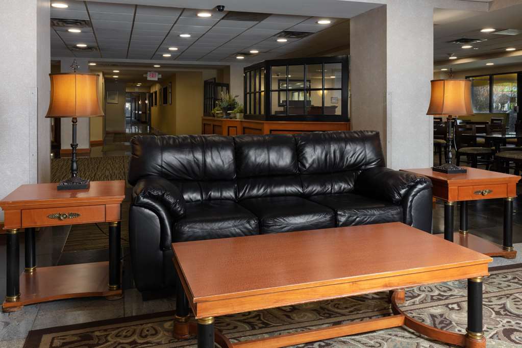 la quinta inn and suites by wyndham garden city