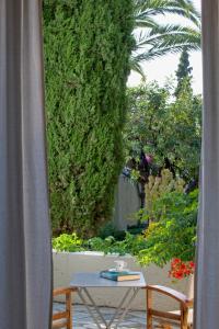 galaxy suites boutique resort
