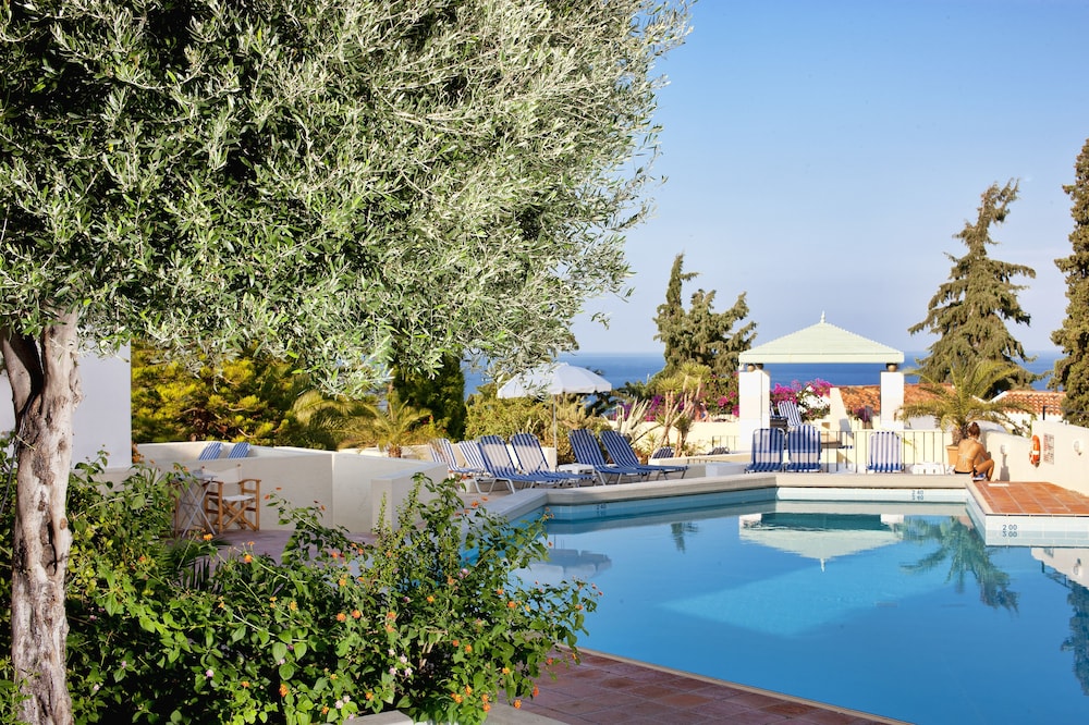 galaxy suites boutique resort