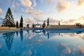 galaxy suites boutique resort