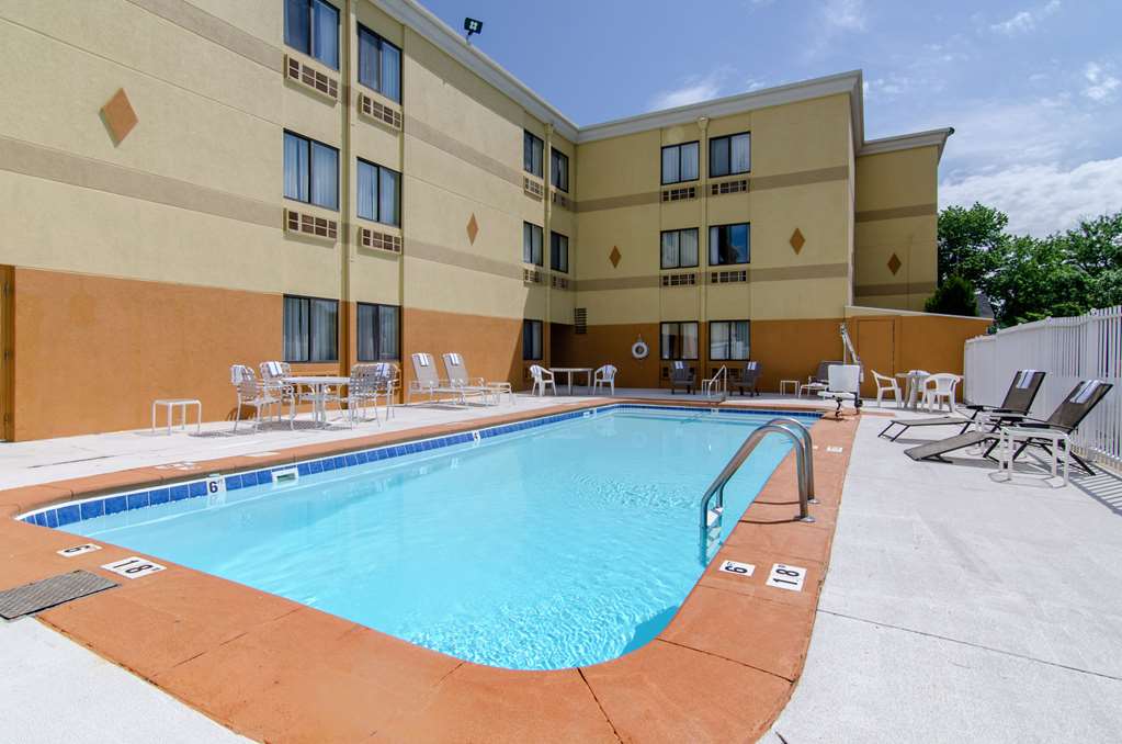 quality inn merriam kansas city