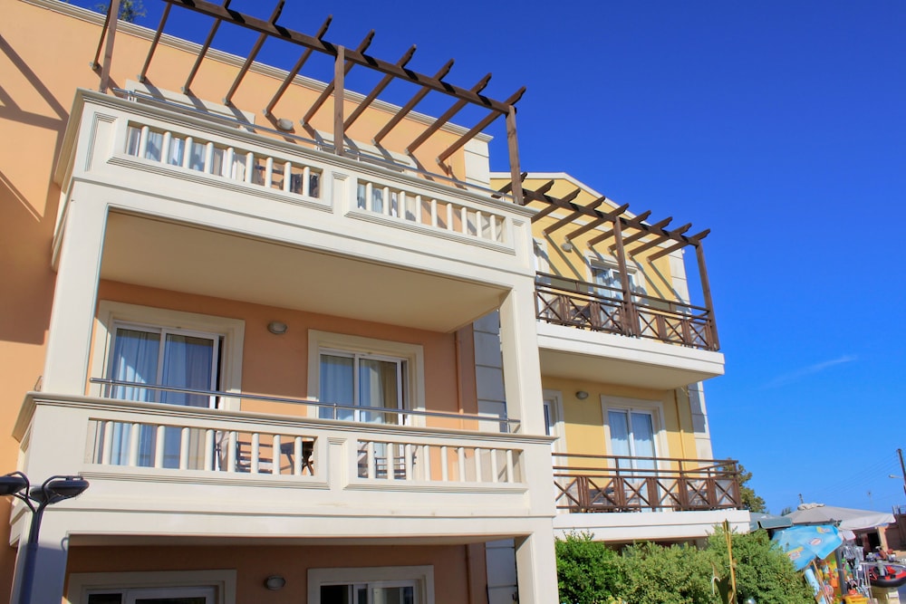 porto kalamaki hotel