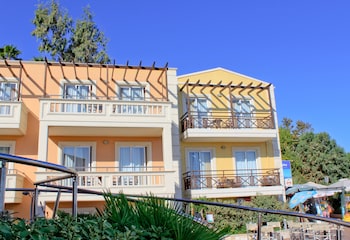 porto kalamaki hotel