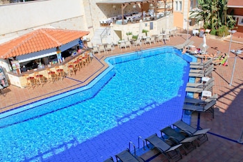 porto kalamaki hotel
