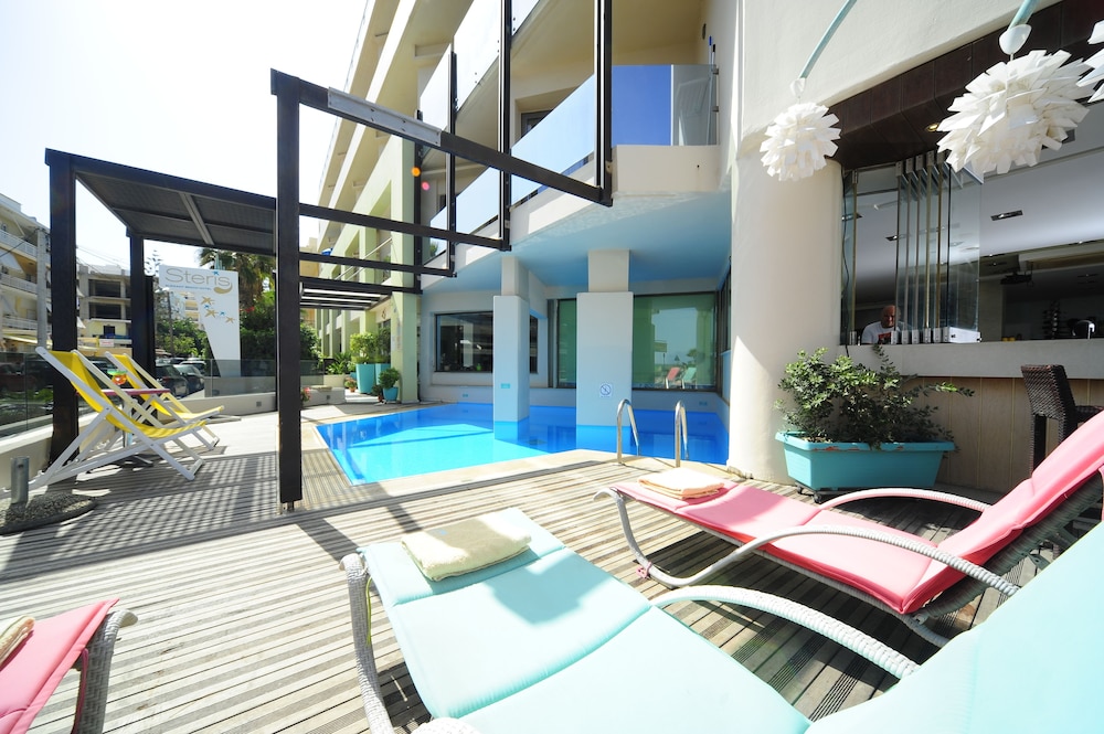 steris elegant beach hotel and apartments
