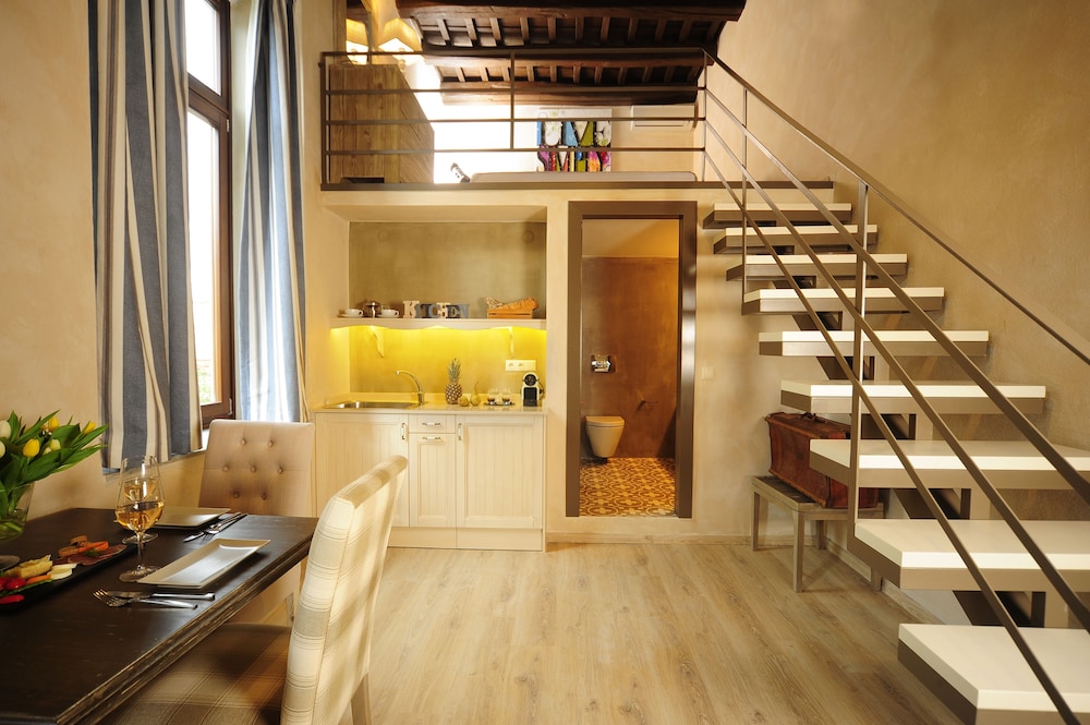 pepi boutique hotel adults only