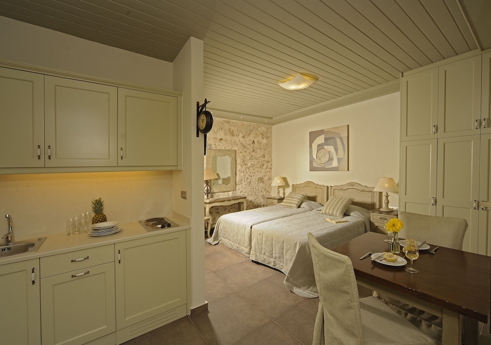 pepi boutique hotel adults only