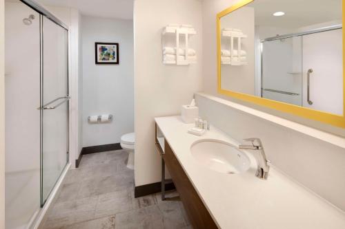 hampton inn and suites diberville biloxi