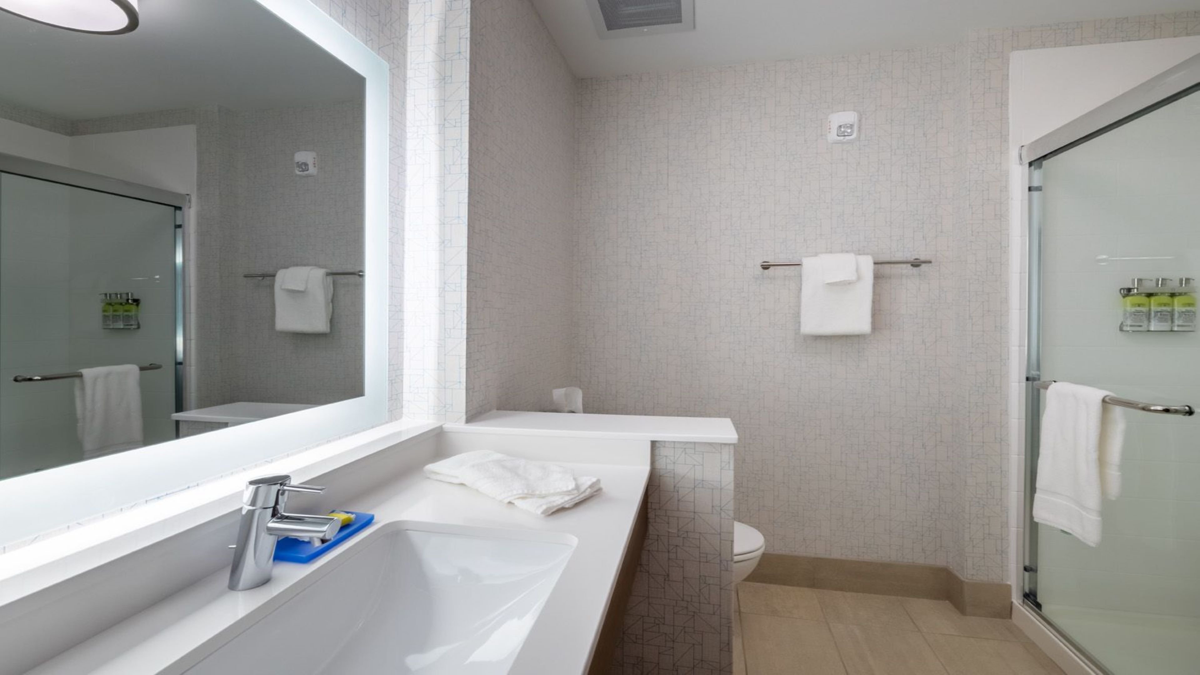 holiday inn express and suites marion an ihg hotel