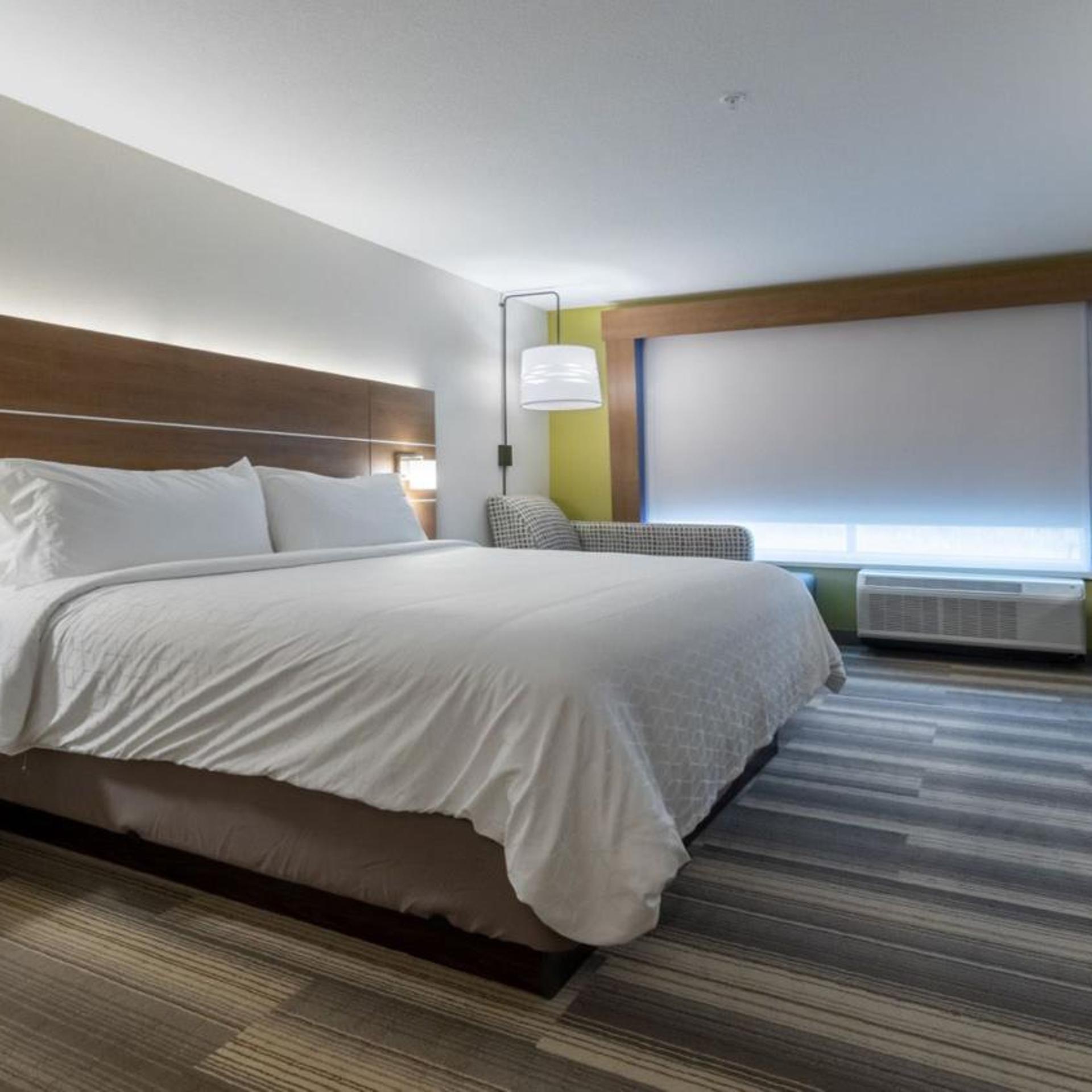 holiday inn express and suites marion an ihg hotel